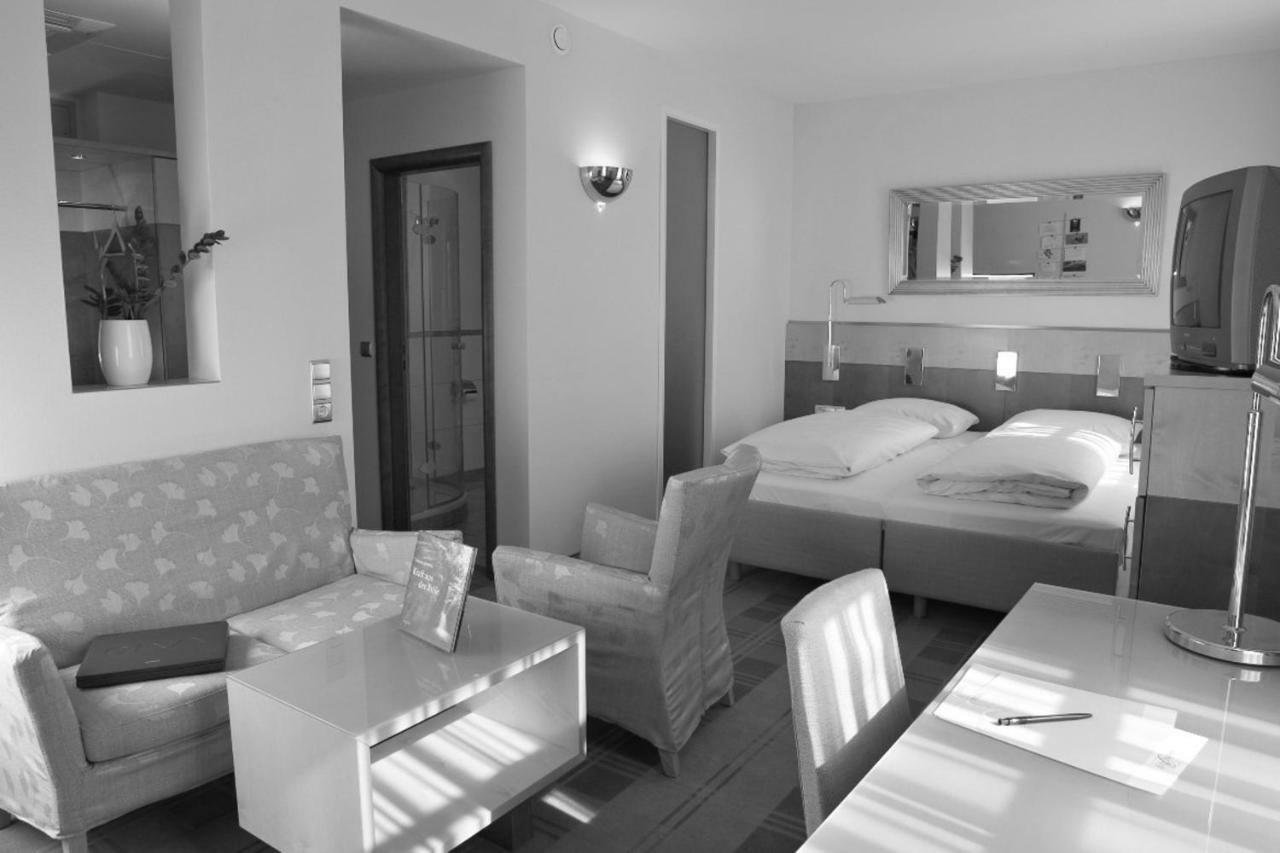 Hotel Krone-Post Werneck Exterior foto